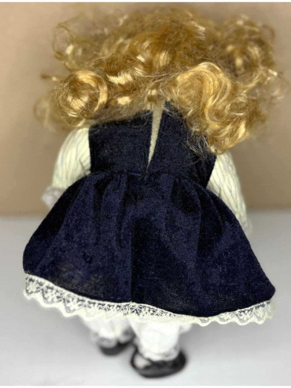 Duck House Porcelain Doll Vintage Blonde Curls Blue Velvet Lace Dress Blue Eyes - Picture 10 of 16